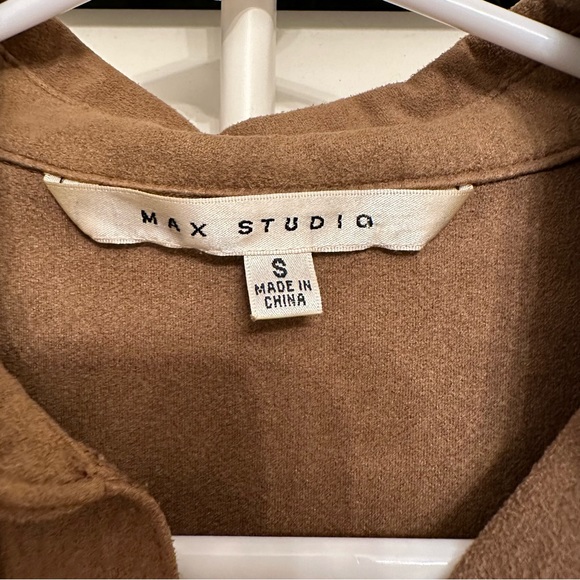 Fall Button Down Blouse - Picture 4 of 6